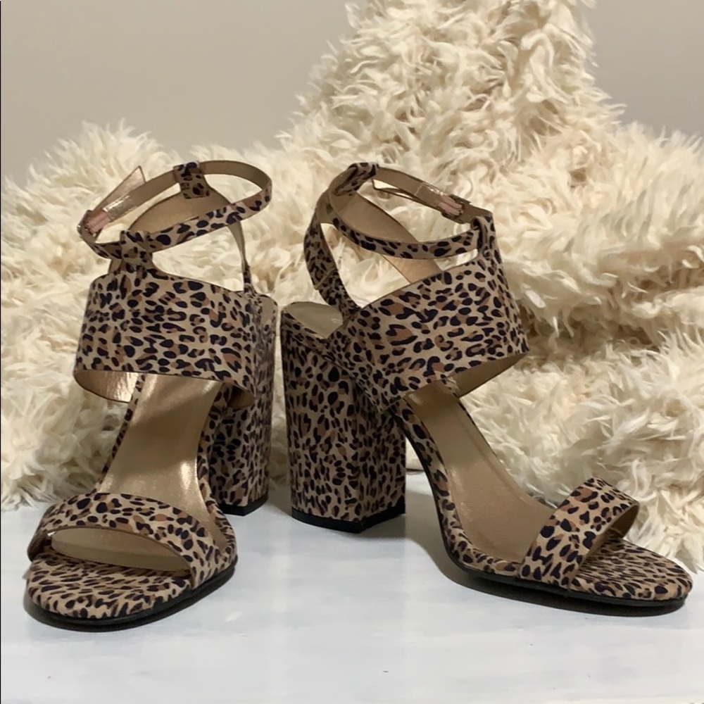 Chunky heel Sandals - Leopard suede leatherette
